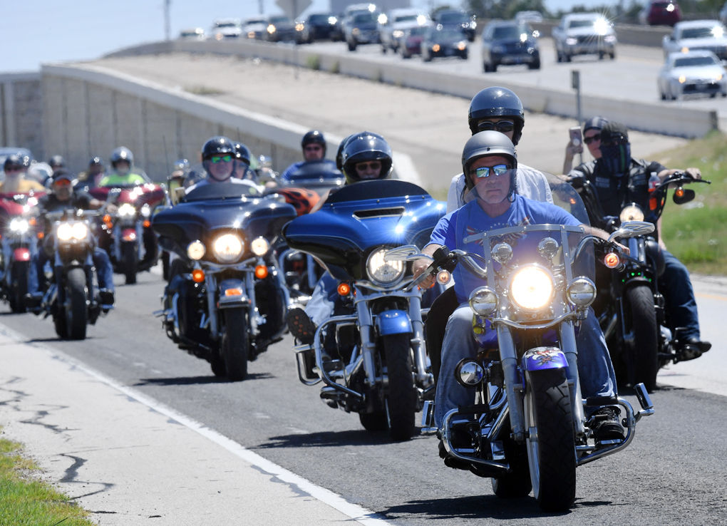 Hundreds of bikers ride in 9/11 memorial